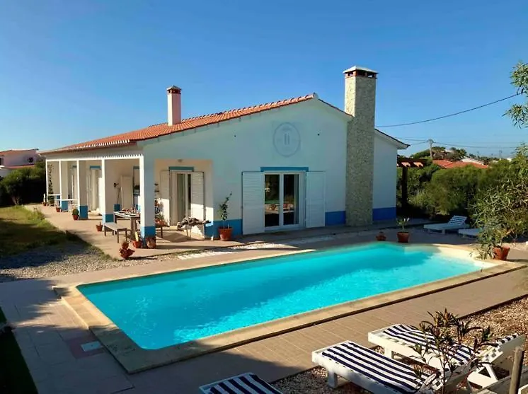 Endless Summer Surf House Aljezur 0*,