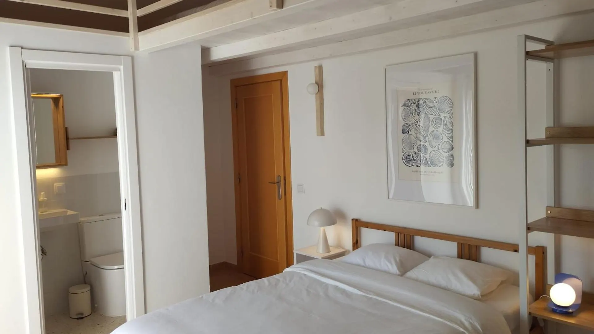 Endless Summer Surf House Aljezur Guest house